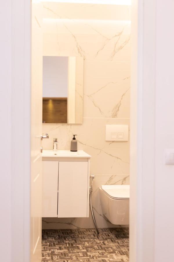 Exclusive 2 Bedrooms Apartment Tirana Zewnętrze zdjęcie